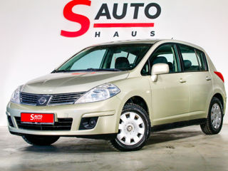 Nissan Tiida foto 15