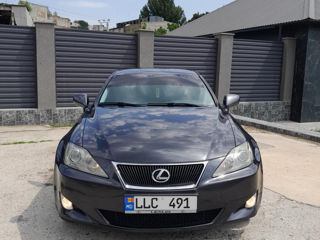 Lexus IS Series