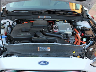 Ford Fusion foto 10