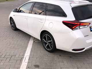 Toyota Auris foto 7