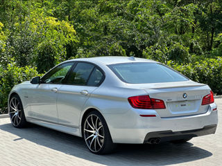 BMW 5 Series foto 3