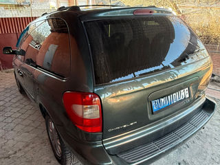 Chrysler Voyager foto 4