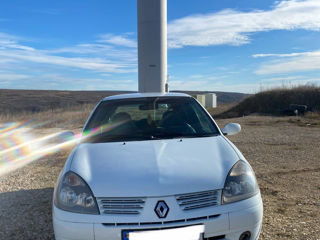 Renault Clio foto 5