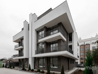 Apartament cu 3 camere, 300 m², Poșta Veche, Chișinău foto 2