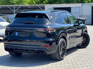 Porsche Cayenne foto 3