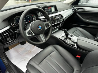 BMW 5 Series foto 18