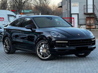 Porsche Cayenne Coupe foto 4