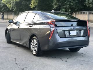 Toyota Prius foto 4