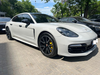 Porsche Panamera foto 2