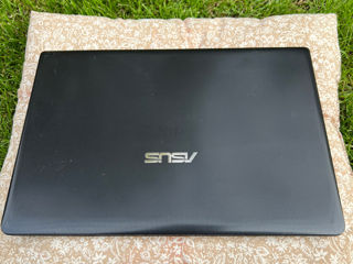 Laptop Asus