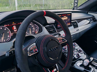 Audi S8 foto 10