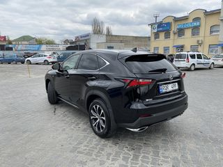 Lexus NX Series foto 4