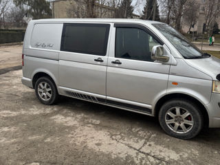 Volkswagen Multivan foto 4