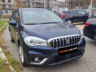 Suzuki SX4 foto 2