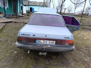 Opel Ascona foto 9