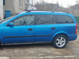 Opel Astra foto 2