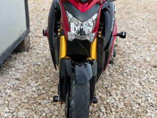 Suzuki GSX-S foto 3