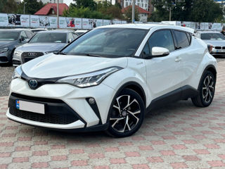 Toyota C-HR foto 0