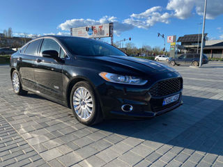 Ford Fusion foto 2