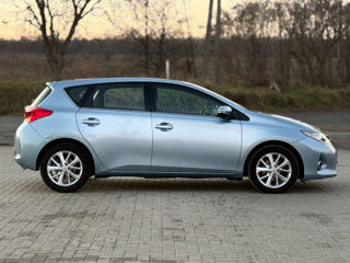 Toyota Auris foto 9