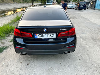 BMW 5 Series foto 4