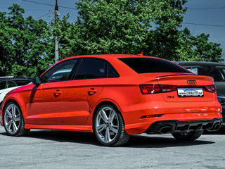 Audi RS3 foto 2