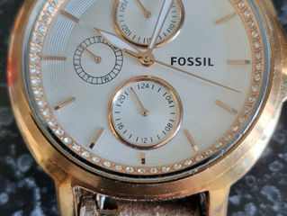 Se vinde ceas fossil es3358 cu pietricele swarovski urgent... foto 4