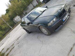 BMW 3 Series foto 3