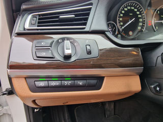 BMW 7 Series foto 13