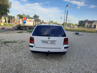 Volkswagen Passat foto 4