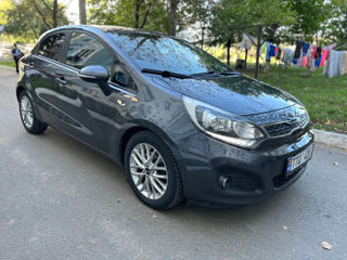 KIA Rio foto 2