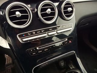 Mercedes GLC foto 11