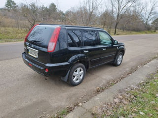 Nissan X-Trail foto 3