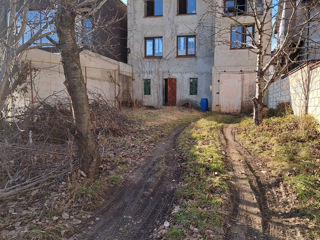 Casa nefinisata in zona Mercedes -Centru, Riscanovca. foto 3