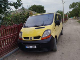 Renault Trafic foto 2