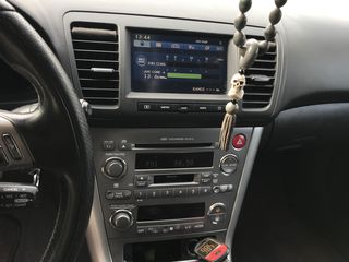 Subaru Legacy foto 3
