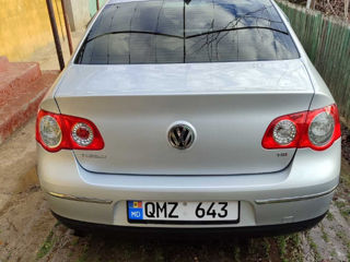 Volkswagen Passat foto 4