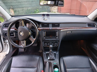 Skoda Superb foto 8