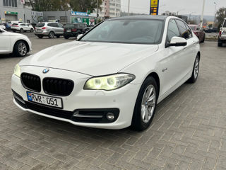 BMW 5 Series foto 4