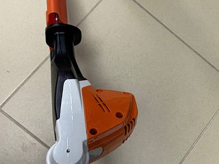 Foarfece de gard viu stihl hla 66 fara baterie si incarcator nou foto 2