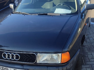 Audi 80