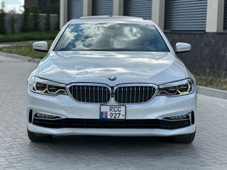 BMW 5 Series foto 3