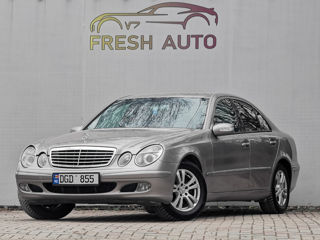 Mercedes E-Class foto 2