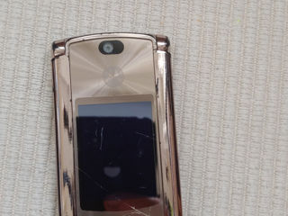 Motorola razr v8, v9 foto 2