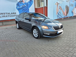 Skoda Octavia foto 2