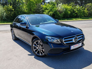 Mercedes E-Class foto 17