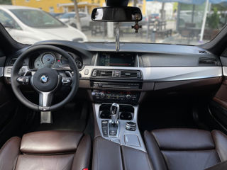 BMW 5 Series foto 12