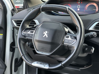 Peugeot 3008 foto 13