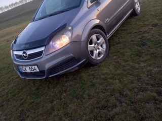 Opel Zafira foto 5