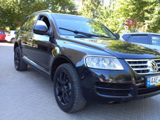 Volkswagen Touareg foto 0